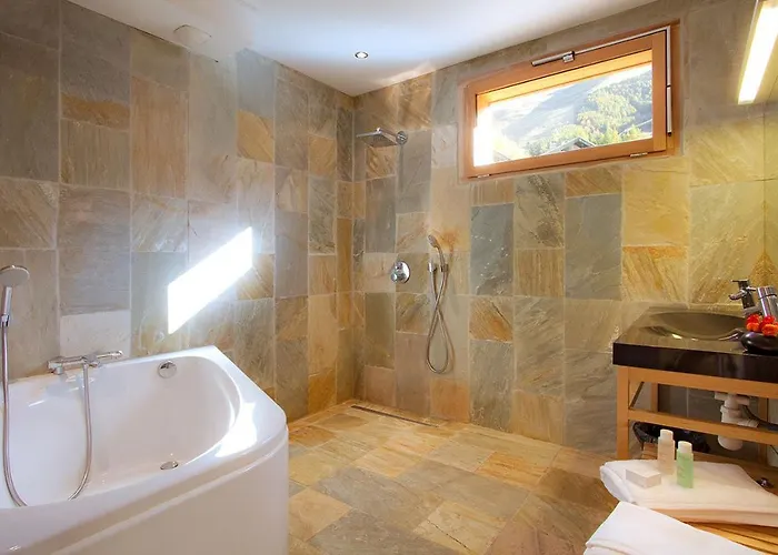 Gilda By Leavetown Vacations *