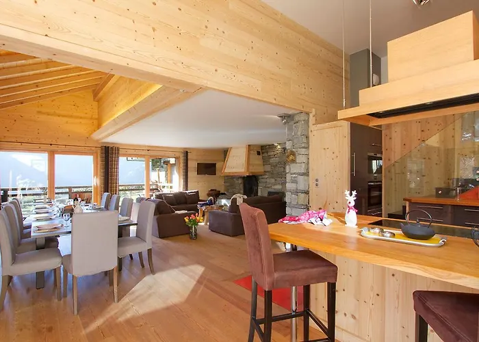 Gilda By Leavetown Vacations